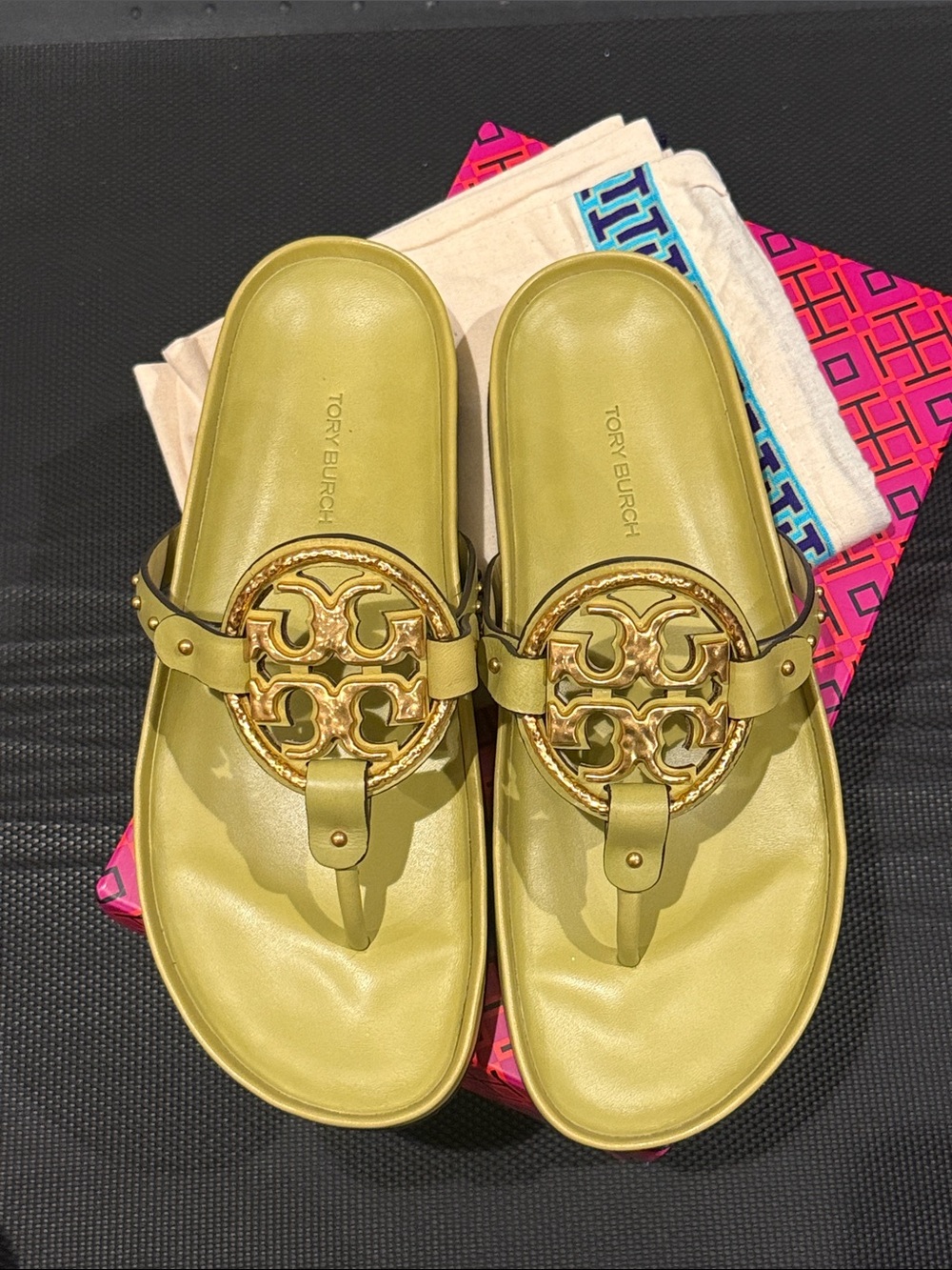 Tory Burch Lime Green Leather Logo Thong Sandals with Gold Emblem